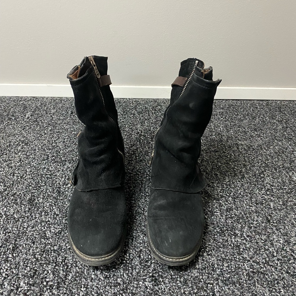 AS 98 Black Suede Boot